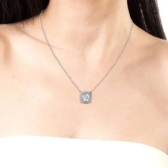 Certified 1ct. t.w. Halo Diamond Elegant Necklace